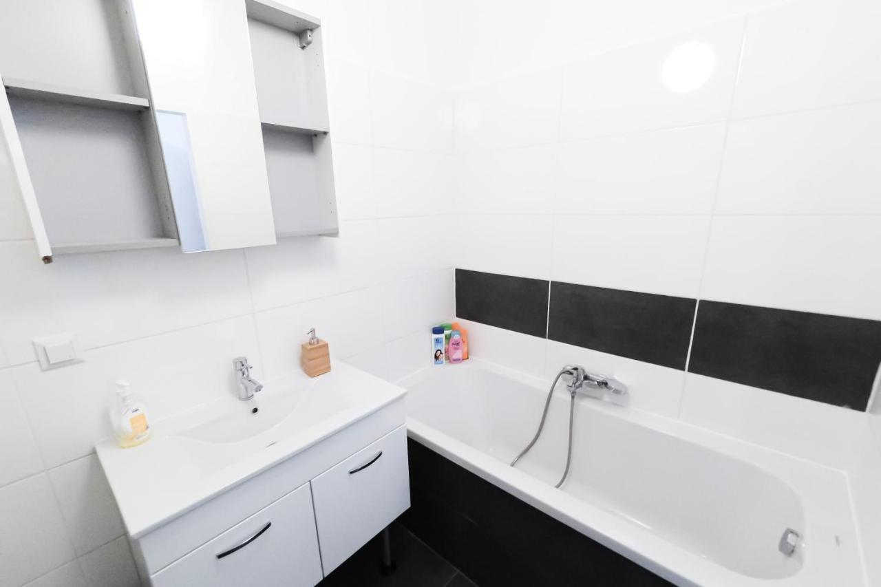 Apartment Meidling Wenen Buitenkant foto